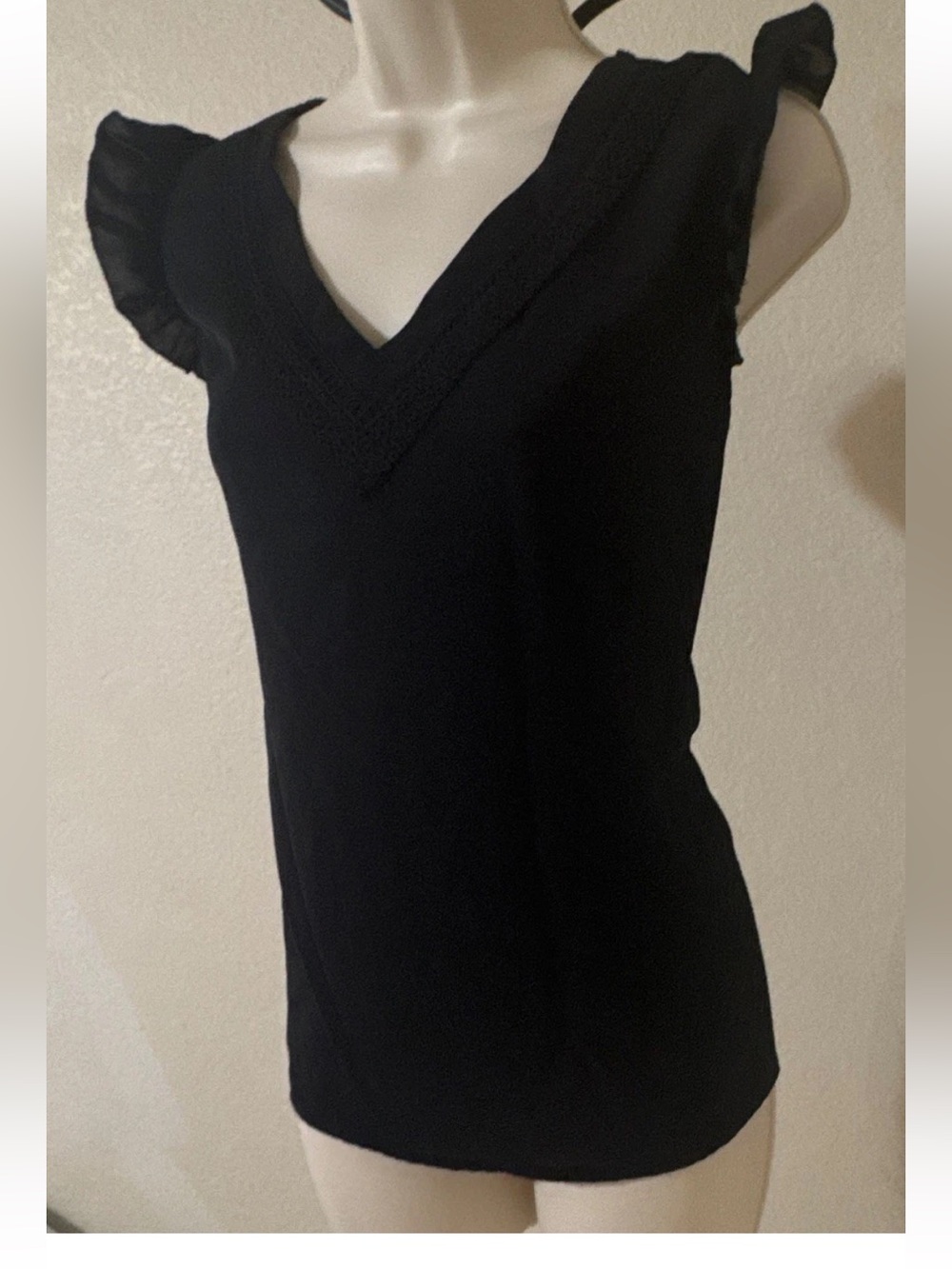 Black V-Neck Ruffled Sleeve Women's Top - Picture 2 of 8